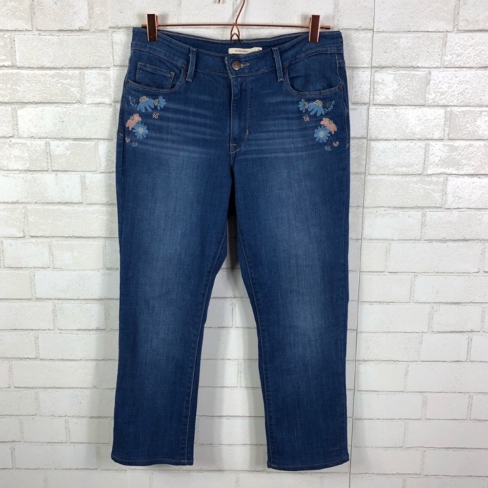 Levi’s Mid Rise Skinny Jeans Embroidered